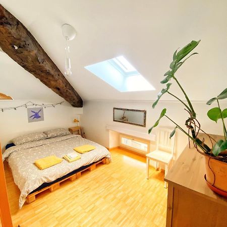 Cozy Apartment By The The Lake Of Lugano Bagian luar foto