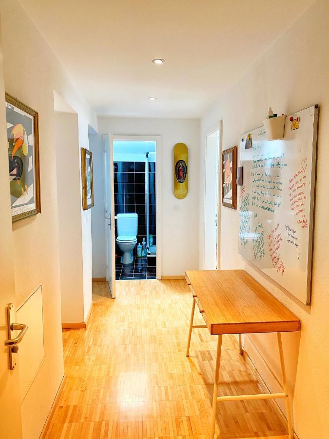 Cozy Apartment By The The Lake Of Lugano Bagian luar foto