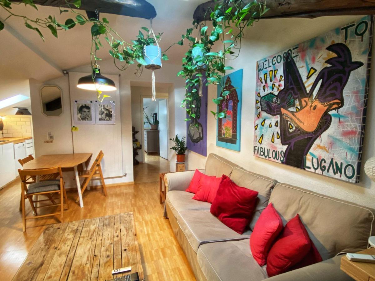 Cozy Apartment By The The Lake Of Lugano Bagian luar foto
